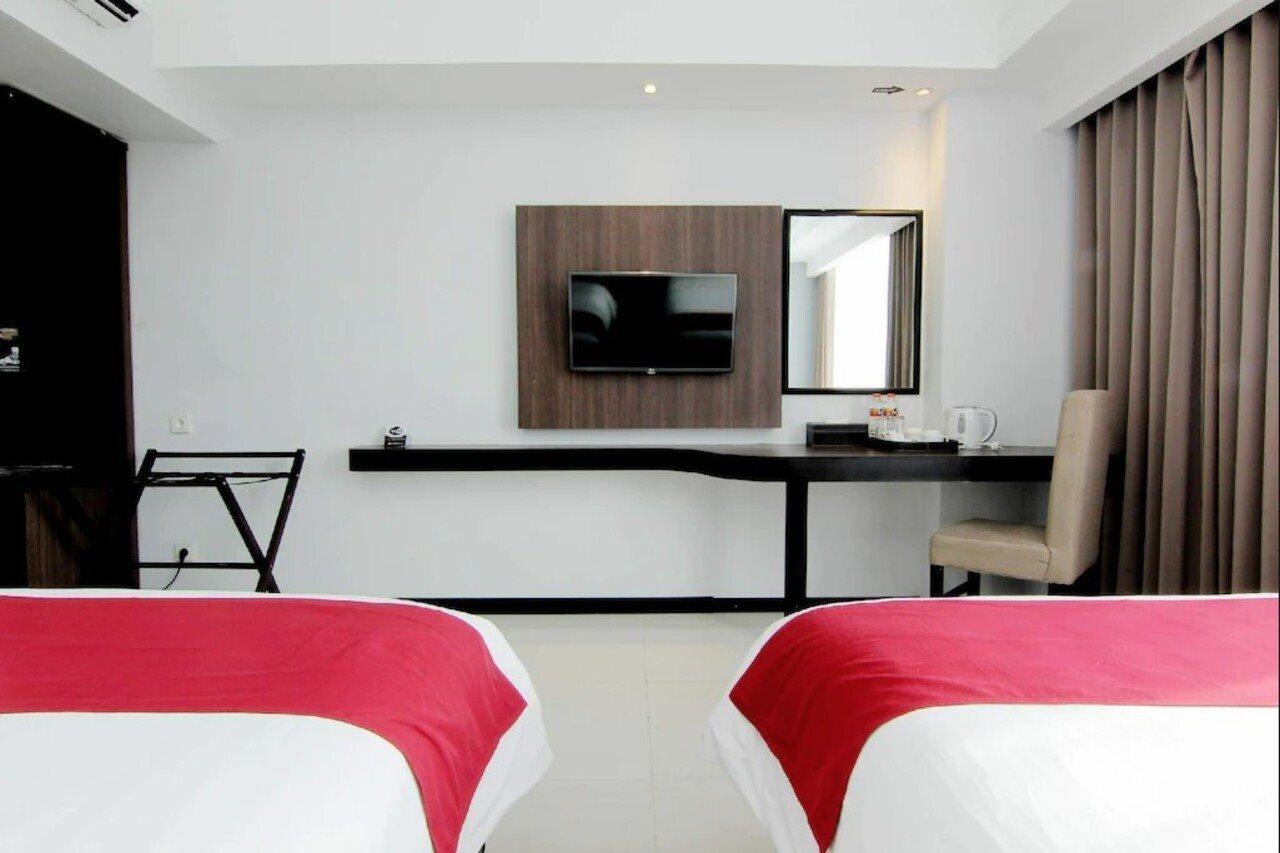 The Sun Hotel Madiun Exteriér fotografie