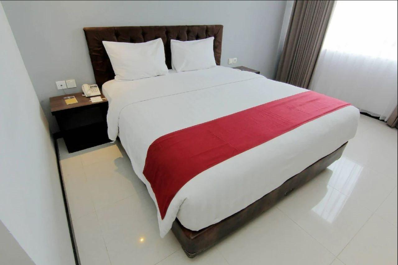 The Sun Hotel Madiun Exteriér fotografie