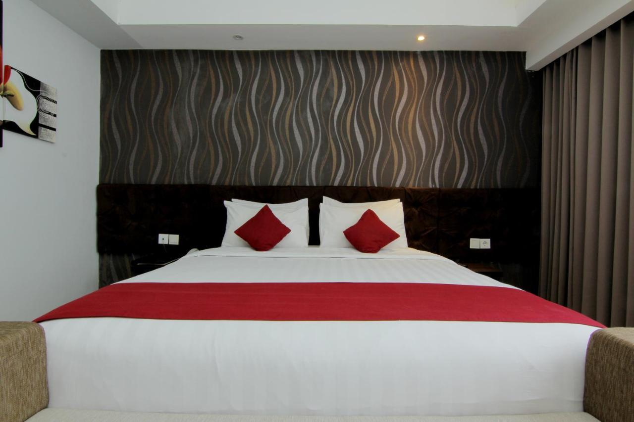 The Sun Hotel Madiun Exteriér fotografie