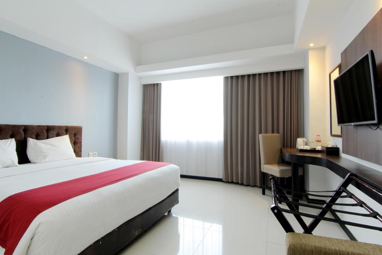 The Sun Hotel Madiun Exteriér fotografie
