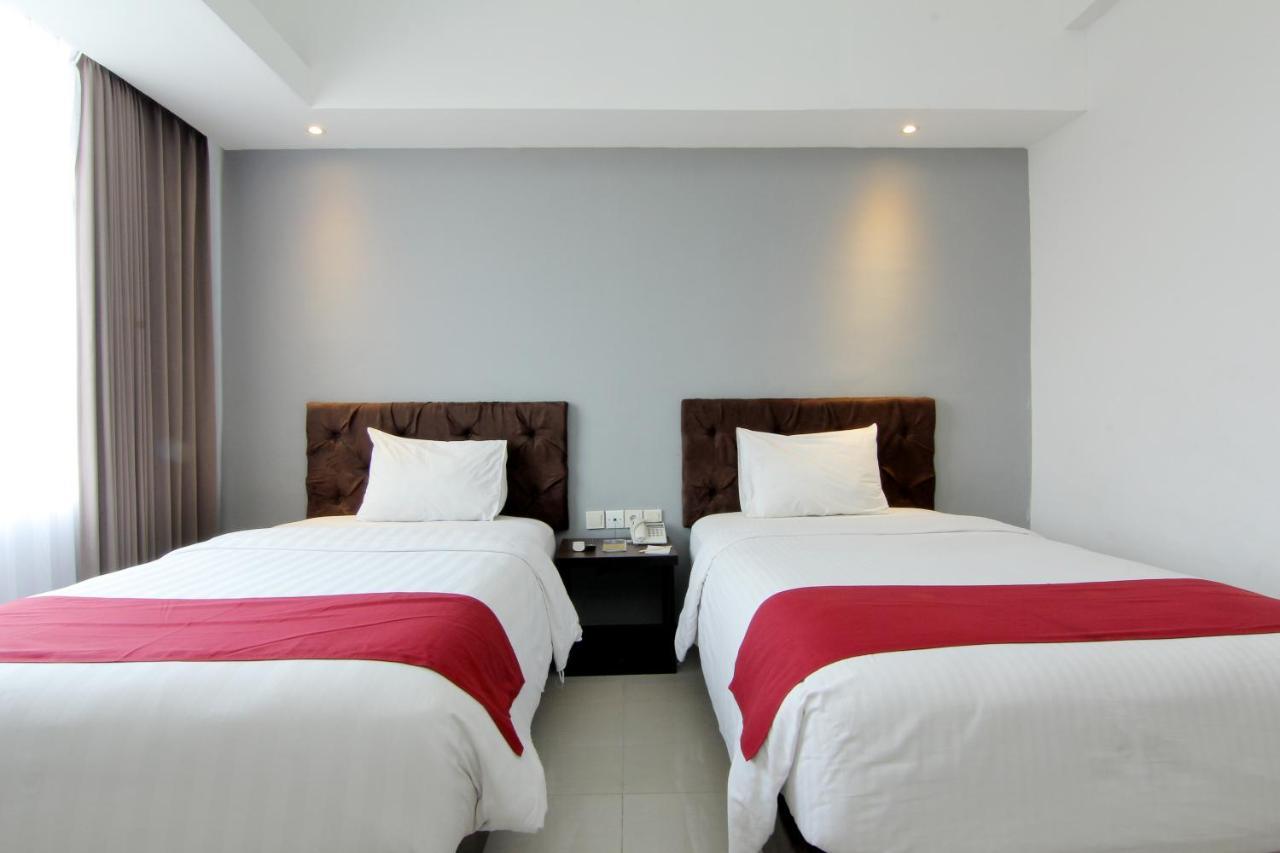 The Sun Hotel Madiun Exteriér fotografie